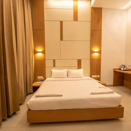 Rathna Residency - Near Us Consulate Ξενοδοχείο Τσενάι Εξωτερικό φωτογραφία